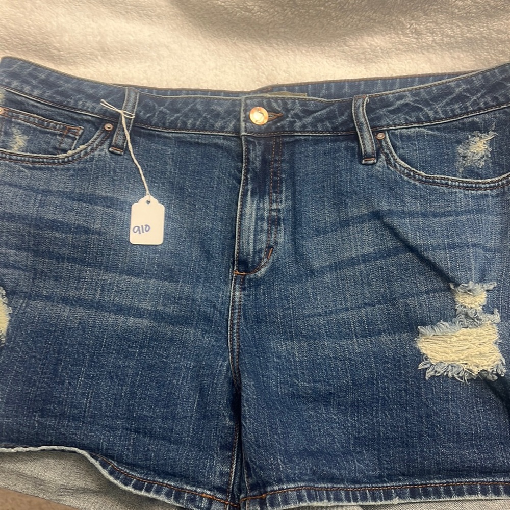 Joes jeans, denim shorts, size 34